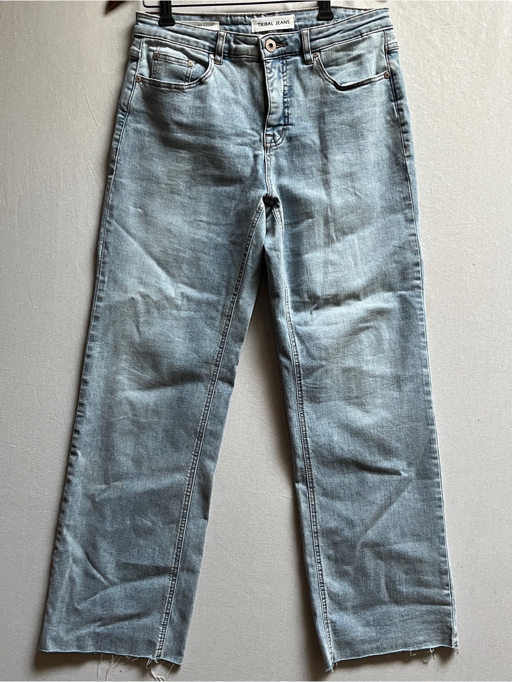 Tribal Jeans Audrey Mid Rise Slouchy Straight Leg Light Wash Sz 10 - 31"